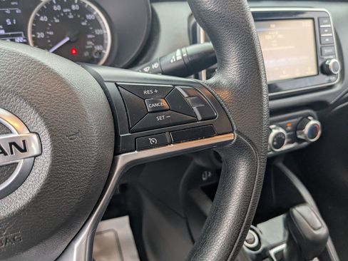 Used 2020 Nissan Versa S image 18