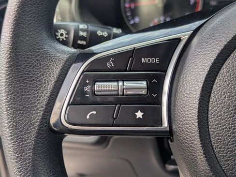 Used 2024 Kia Forte LXS image 17