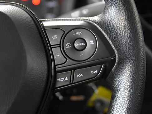 Used 2024 Toyota Corolla LE image 20