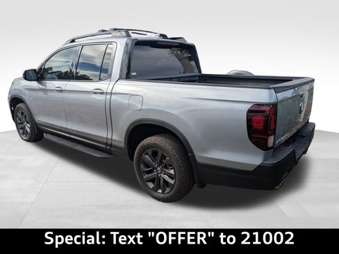 Used 2023 Honda Ridgeline Sport image 6