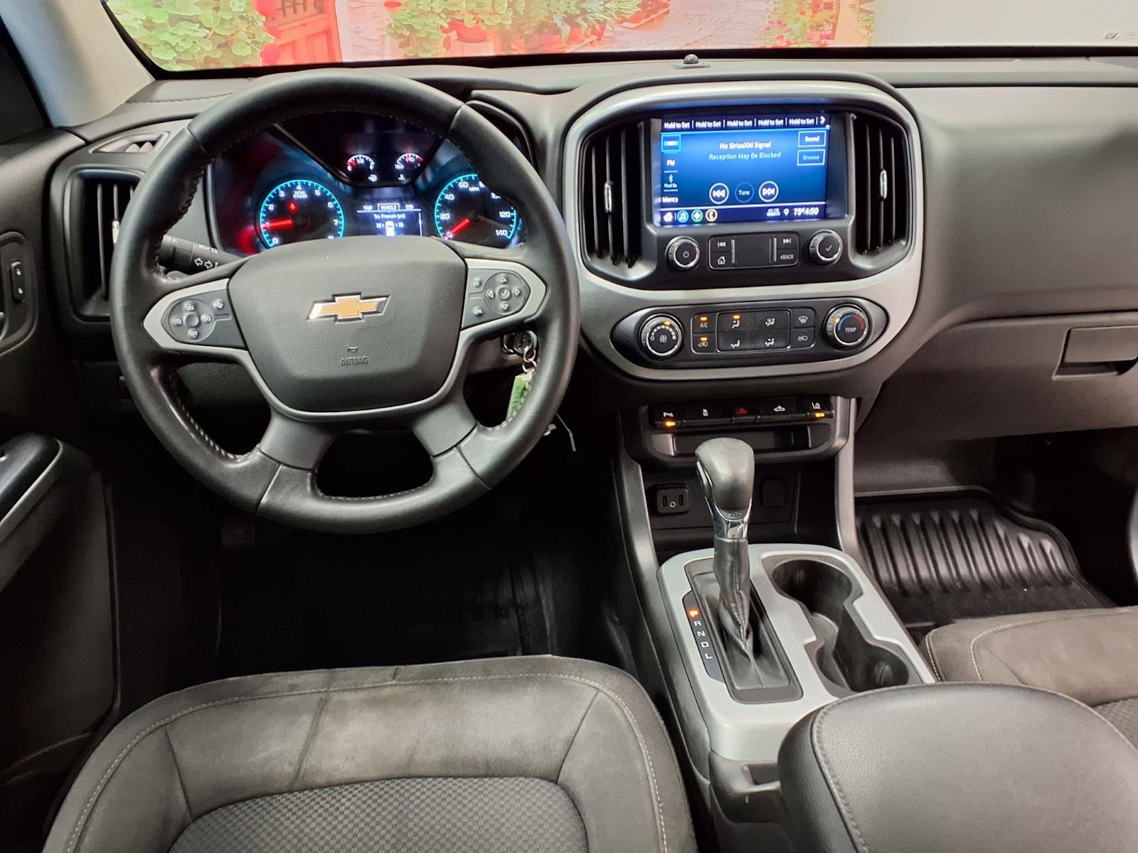 Used 2022 Chevrolet Colorado LT w/ Fleet Safety Package RWD image 13