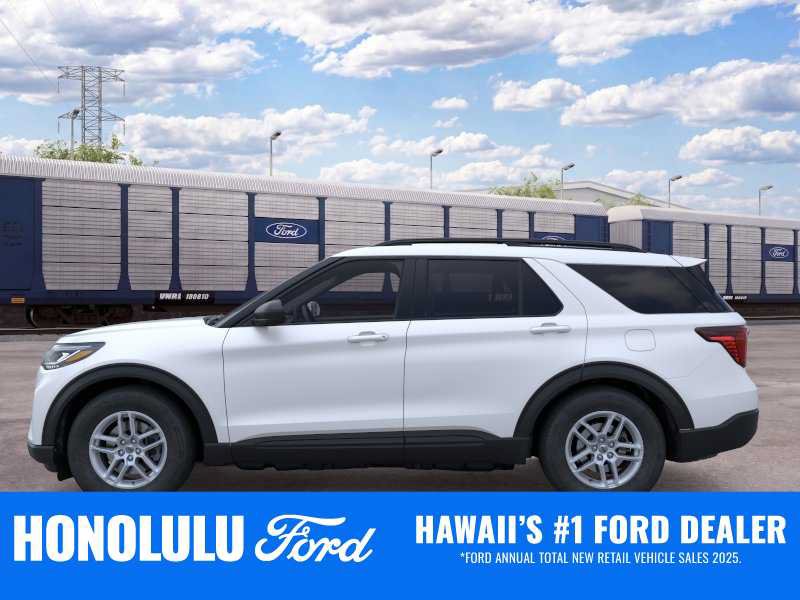 New 2026 Ford Explorer Active RWD image 3