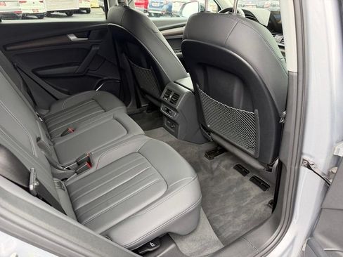 Used 2023 Audi Q5 2.0T Premium w/ Convenience Package AWD/4WD image 28