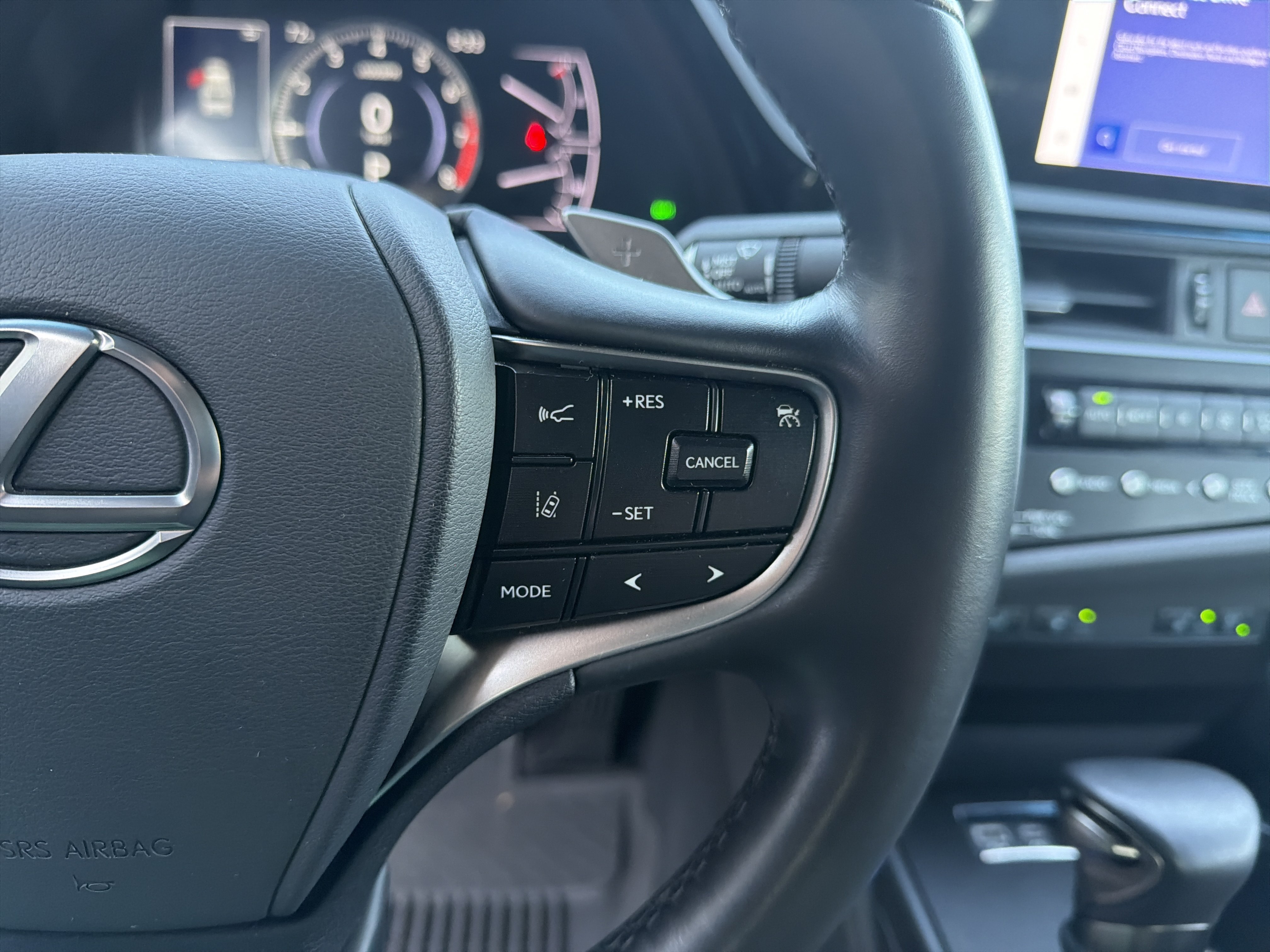 Used 2025 Lexus ES 350 w/ Premium Package FWD image 19