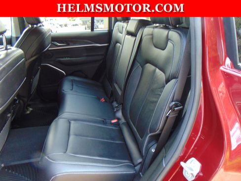 Certified 2022 Jeep Grand Cherokee Limited image 30