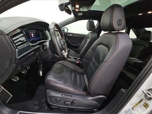 Used 2019 Volkswagen Jetta GLI Autobahn FWD image 6