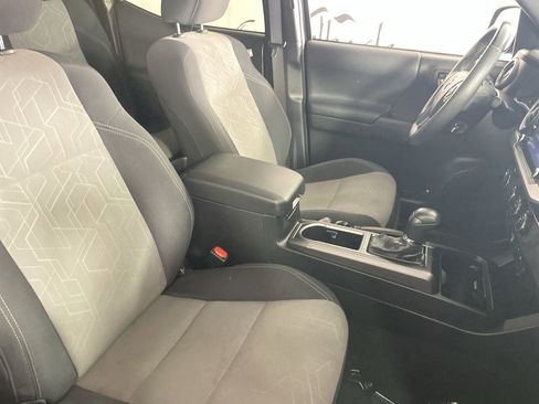 Used 2023 Toyota Tacoma TRD Off-Road image 26