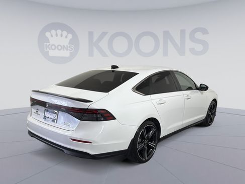 Used 2024 Honda Accord Sport image 7