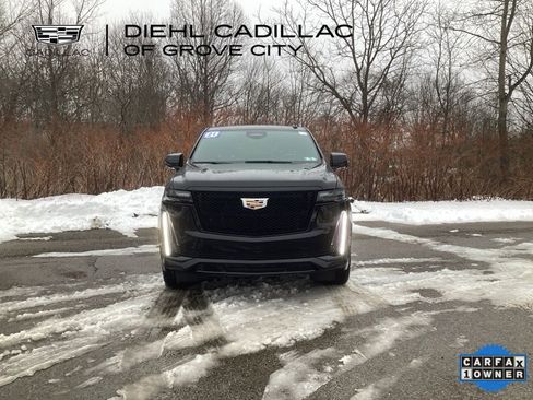 Used 2021 Cadillac Escalade Sport image 2