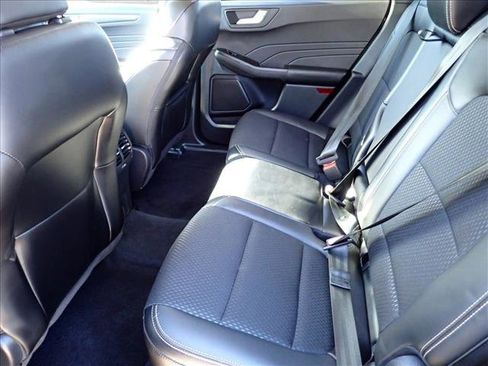 Used 2025 Ford Escape PHEV image 10