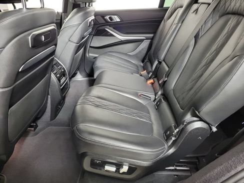 Used 2024 BMW X7 M60i AWD/4WD image 12