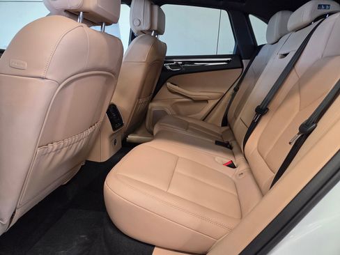 New 2026 Porsche Macan AWD/4WD image 11
