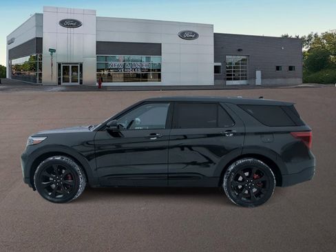 Used 2022 Ford Explorer ST w/ Equipment Group 401A image 7