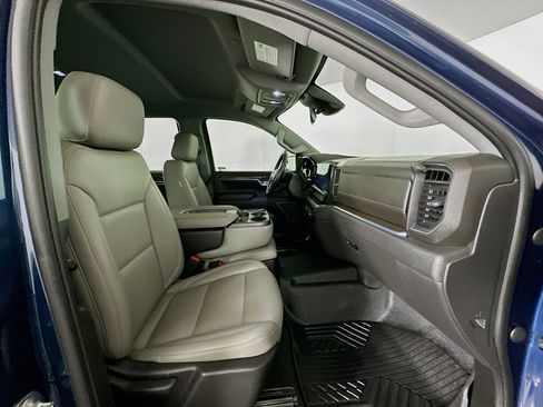 Used 2022 Chevrolet Silverado 1500 LT Trail Boss w/ Protection Package image 29