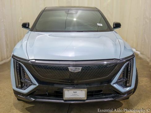 New 2025 Cadillac Lyriq Sport w/ LPO, Floor Liner Package image 4