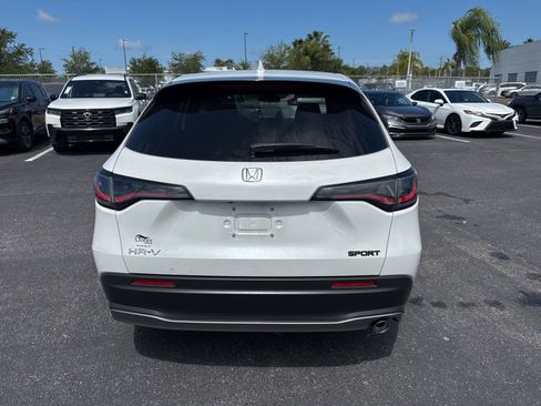 Certified 2024 Honda HR-V Sport image 6