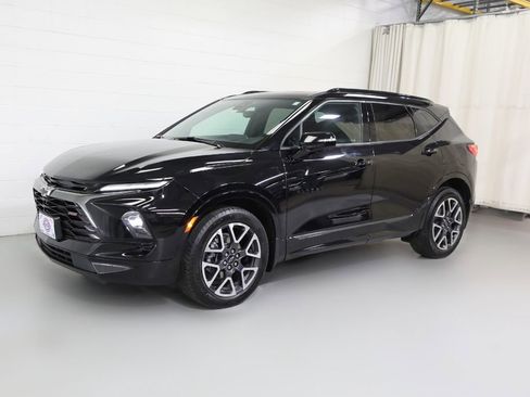 Used 2024 Chevrolet Blazer RS w/ Driver Confidence II Package AWD/4WD image 16