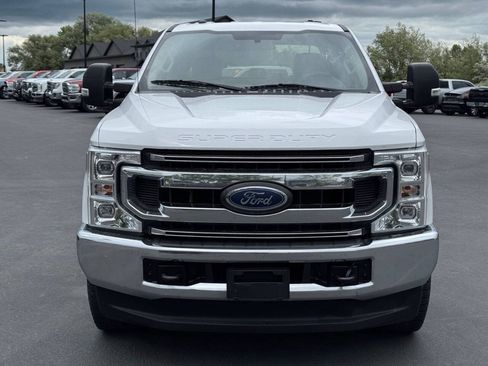 Used 2019 Ford F250 XLT w/ FX4 Off-Road Package AWD/4WD image 2