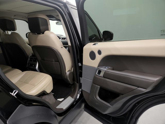 Used 2020 Land Rover Range Rover Sport HSE AWD/4WD image 28
