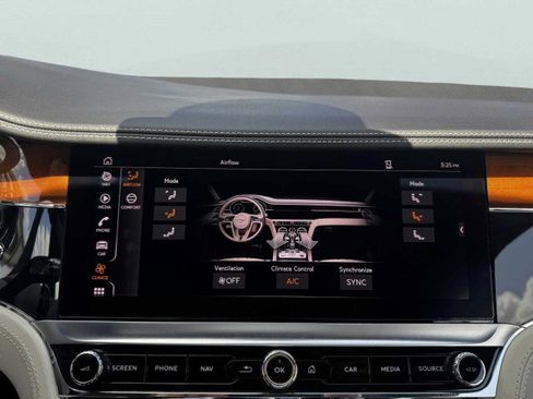 Used 2022 Bentley Continental GT image 66