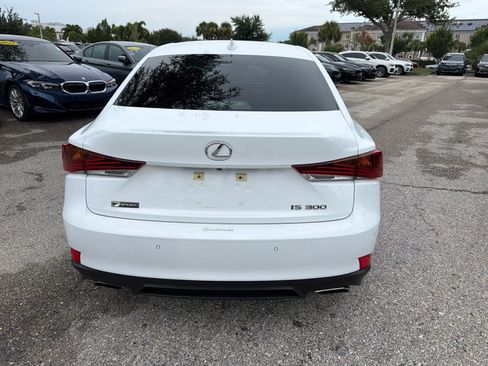 Used 2019 Lexus IS 300 F Sport w/ F Sport Package RWD image 5