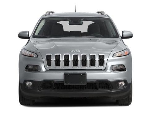 Used 2016 Jeep Cherokee Latitude FWD image 4