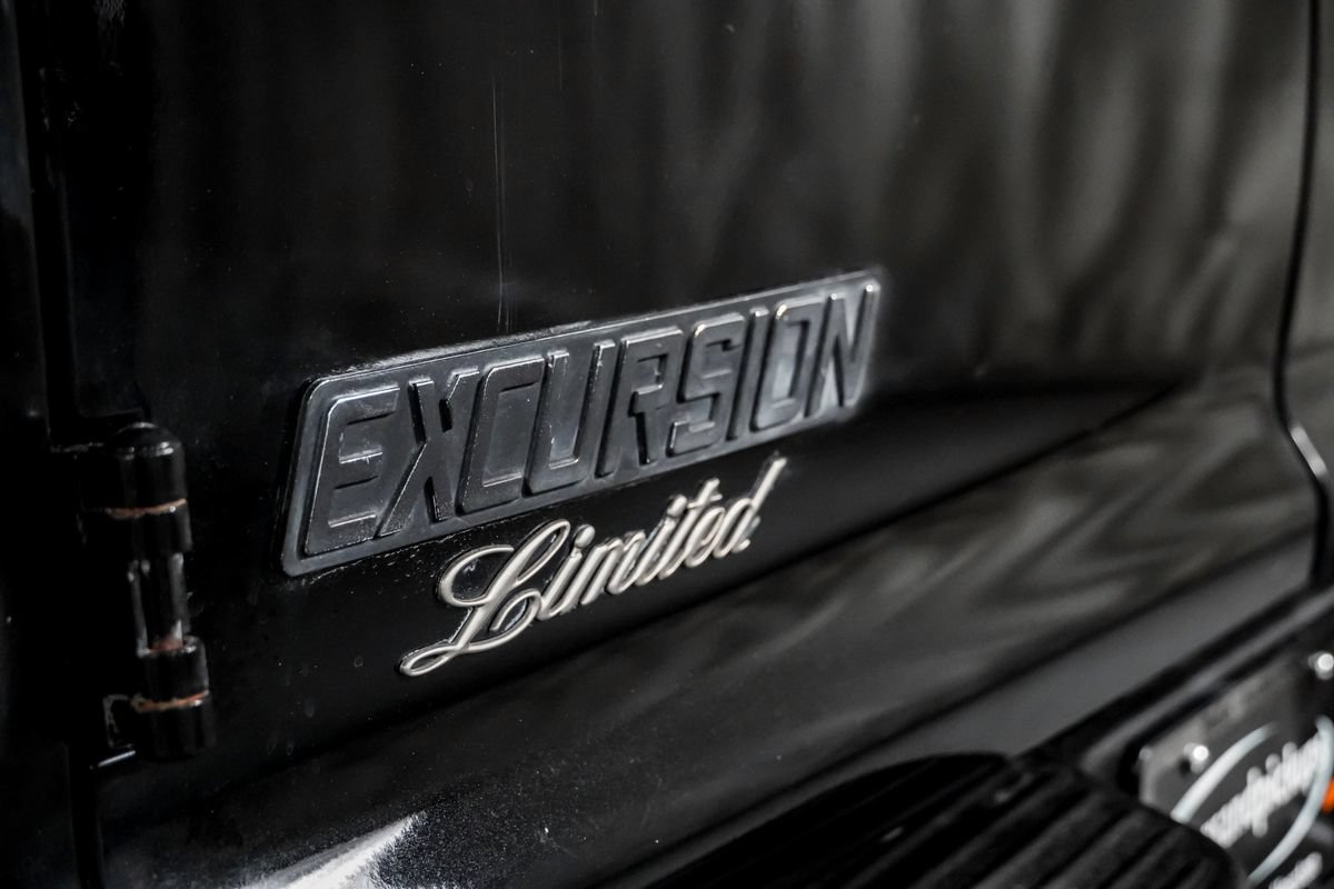 Used 2004 Ford Excursion Limited AWD/4WD image 42