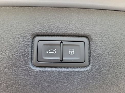 Used 2021 Audi Q7 2.0T Premium Plus AWD/4WD image 10