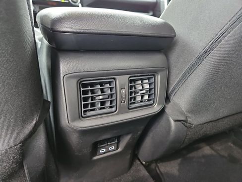 Used 2025 Toyota RAV4 XLE w/ Convenience Package FWD image 18