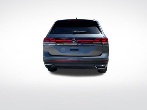 Used 2024 Volkswagen Atlas SE image 6