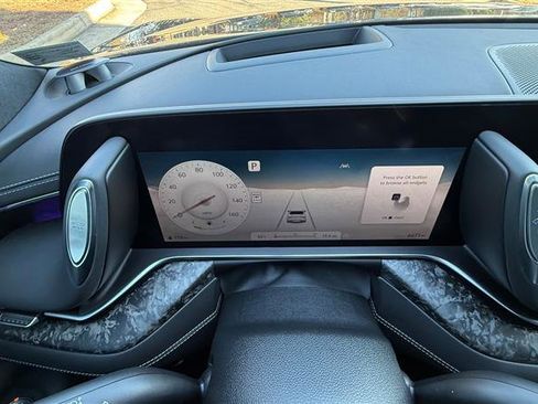 Used 2024 Genesis G90 3.5T image 60