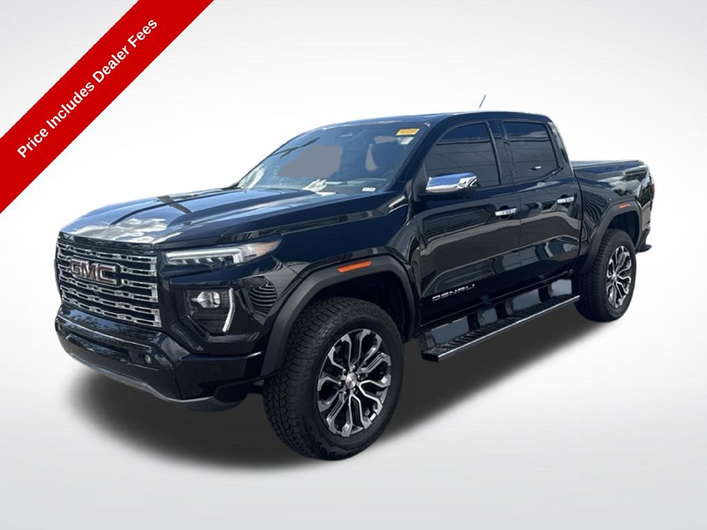 Used 2025 GMC Canyon Denali AWD/4WD image 1