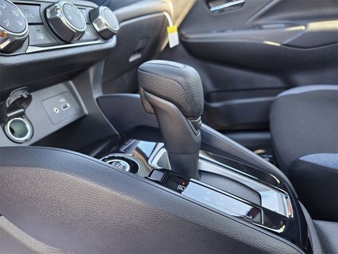 New 2025 Nissan Versa SV image 11
