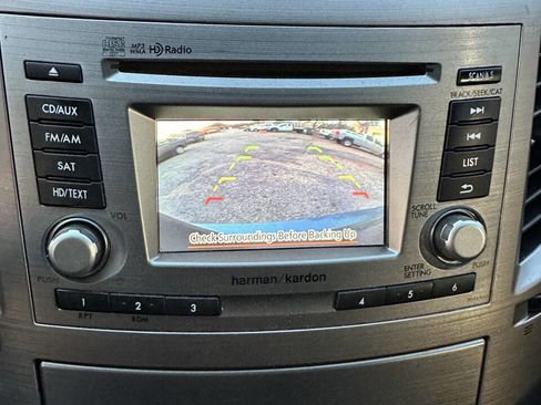 Used 2013 Subaru Outback 2.5i Limited w/ Moonroof Pkg image 11