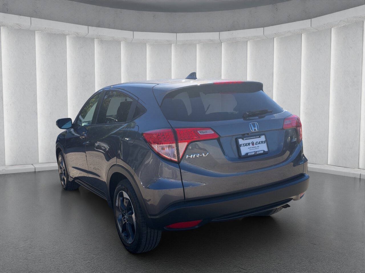 Used 2018 Honda HR-V EX image 3