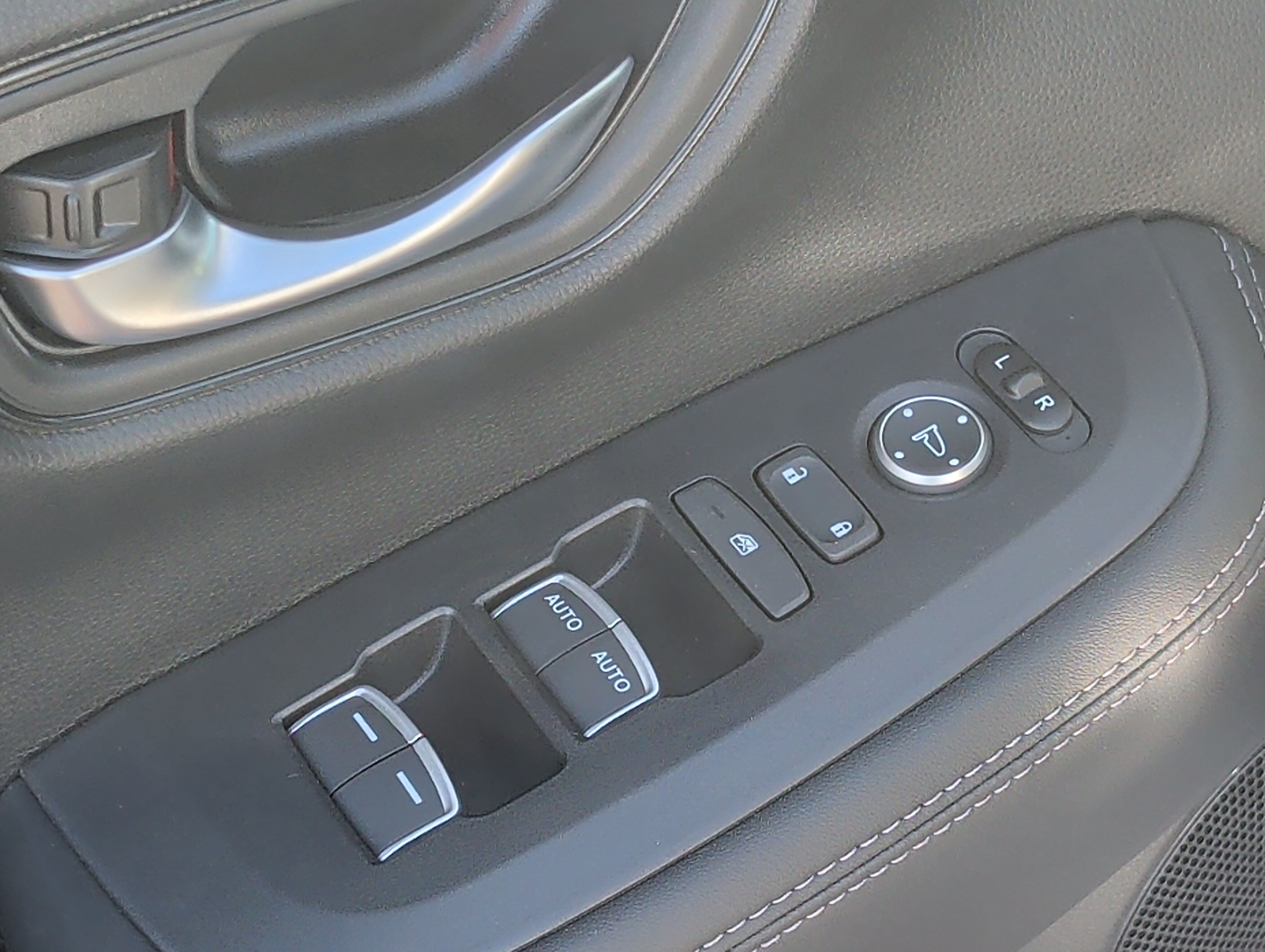 New 2027 Honda HR-V EX-L image 20