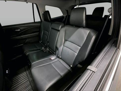 Used 2021 Honda Pilot Special Edition image 20