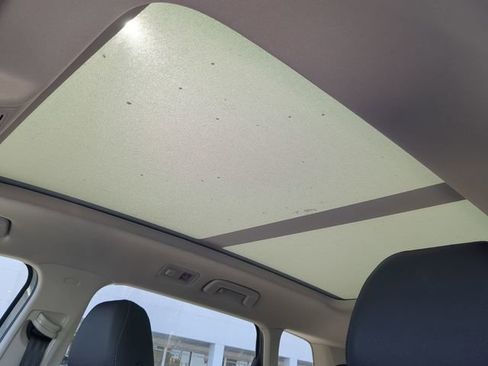 New 2026 Volkswagen Taos SE image 20