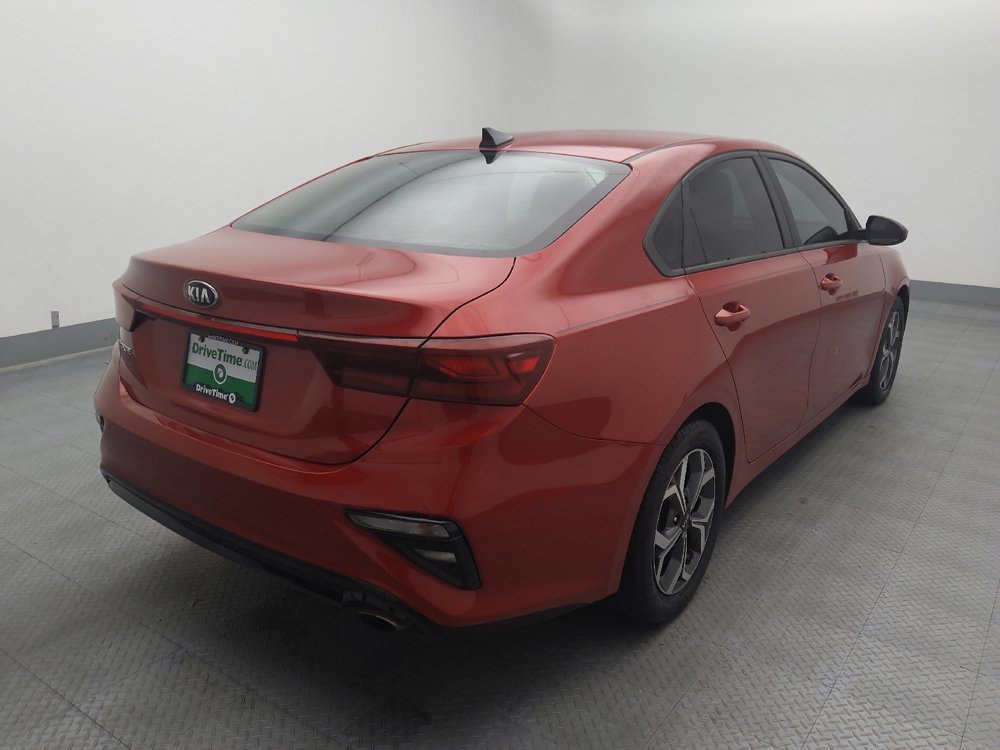 Used 2019 Kia Forte LXS FWD image 9