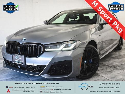 Used 2023 BMW 530e xDrive w/ Premium Package image 1