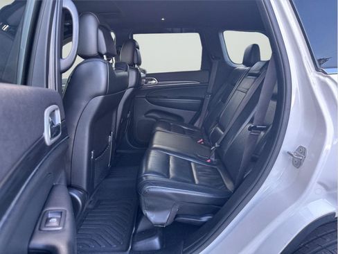 Used 2020 Jeep Grand Cherokee Limited RWD image 12