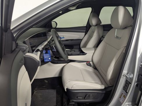 New 2026 Hyundai Tucson Limited FWD image 12