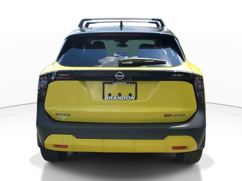 New 2026 Nissan Kicks SR w/ SR Premium Package image 6