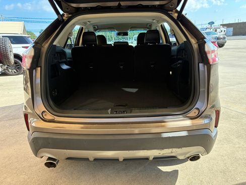 Used 2019 Ford Edge SEL w/ Equipment Group 201A AWD/4WD image 33