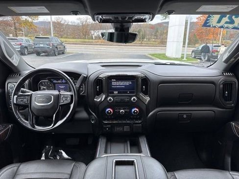 Used 2021 GMC Sierra 1500 Denali w/ Denali Ultimate Package image 9