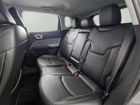 Used 2022 Jeep Compass Latitude image 21