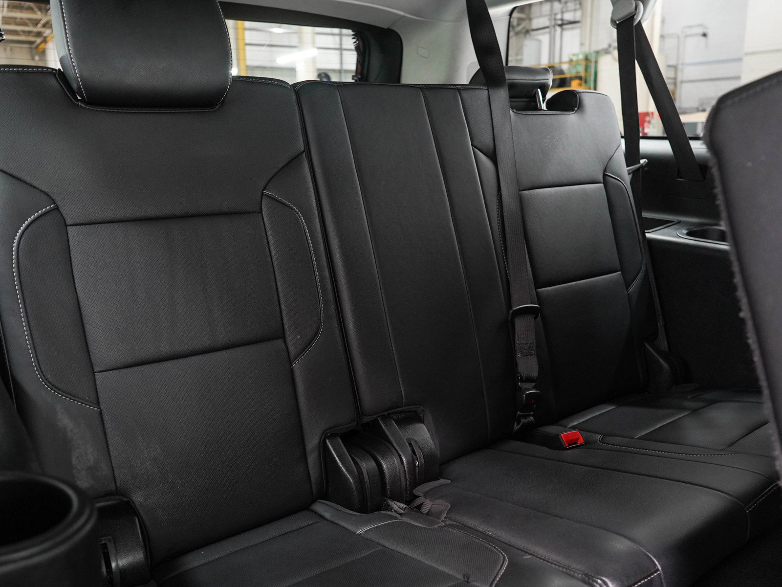 Used 2020 GMC Yukon XL SLT w/ Open Road Package AWD/4WD image 15