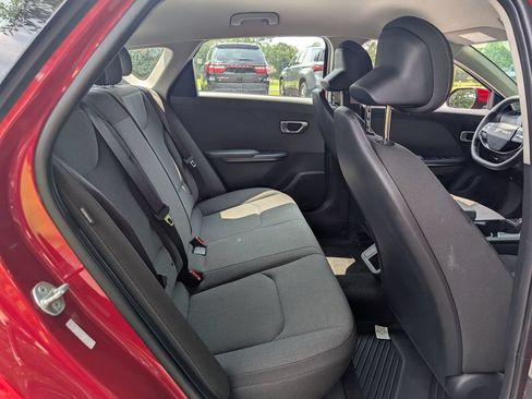 Used 2025 Kia K4 FWD image 26