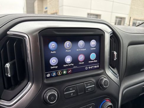 Used 2020 Chevrolet Silverado 1500 LT Trail Boss image 17