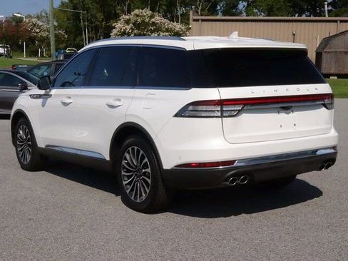 Used 2022 Lincoln Aviator Reserve w/ Equipment Group 201A image 5